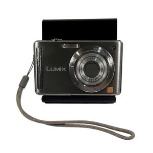 Panasonic Lumix DMC-FS25 12.1MP Digital Camera Silver